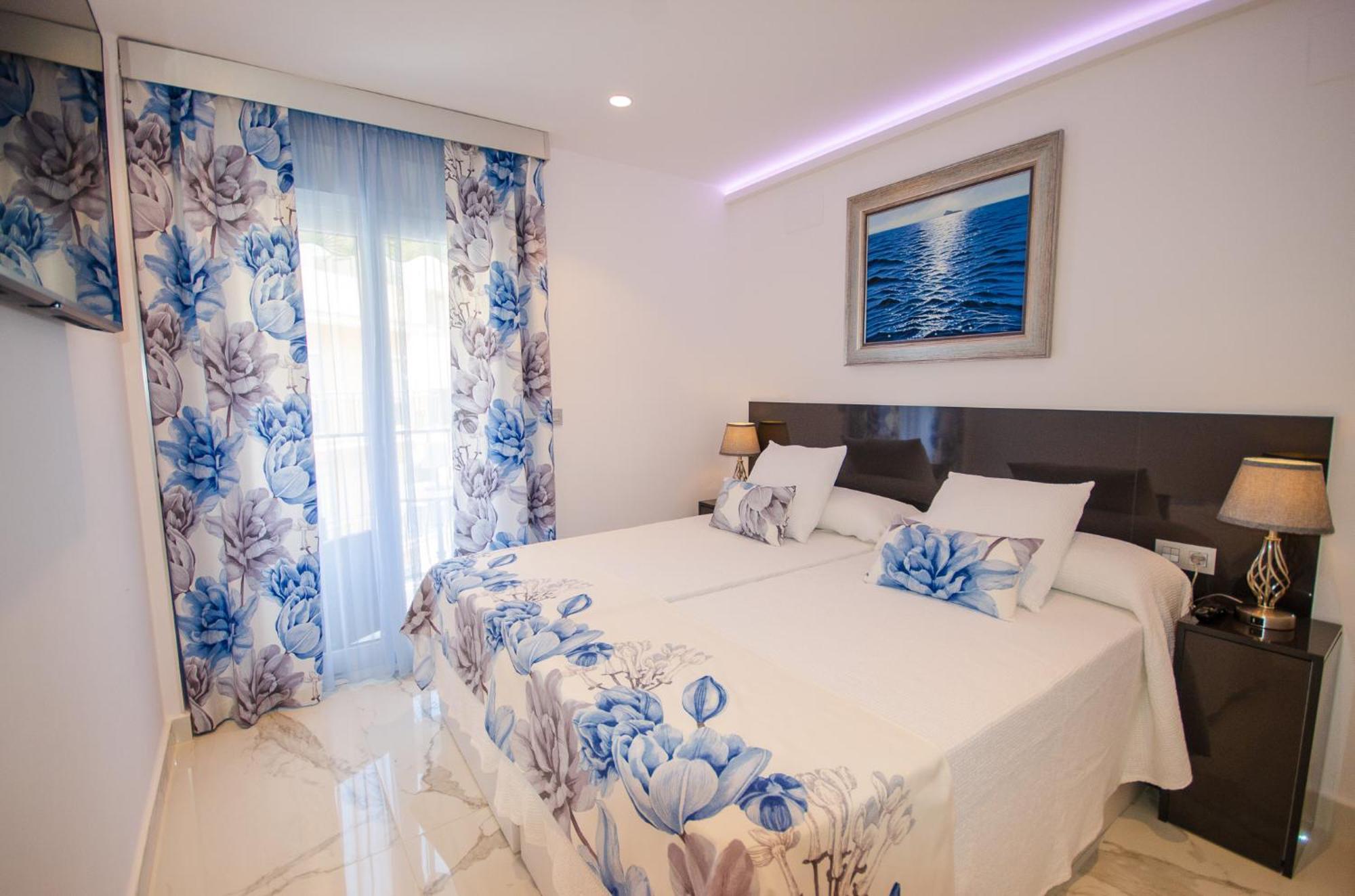 Апартаменты Oasis - Palm Old Town Бенидорм Экстерьер фото