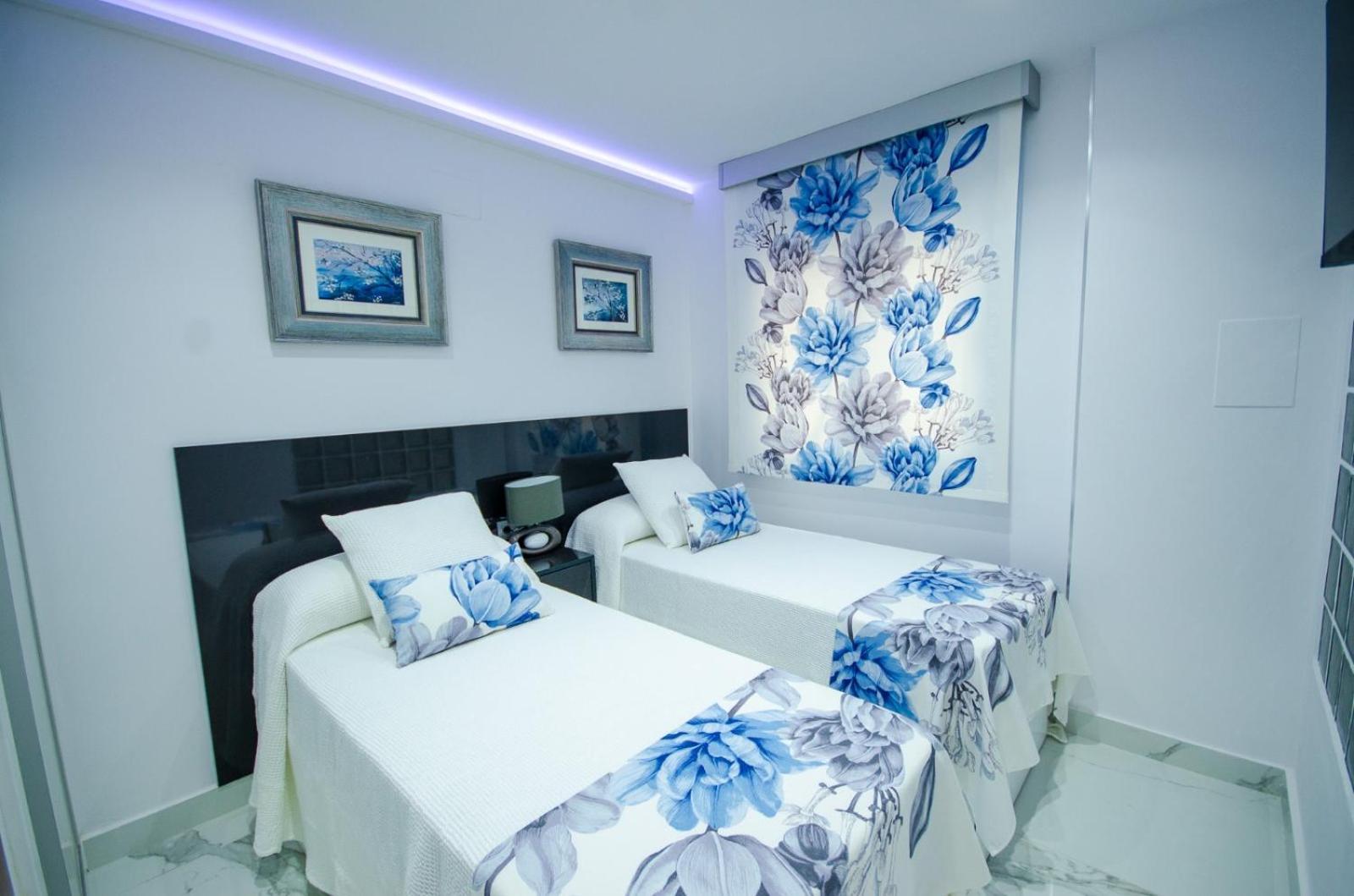 Апартаменты Oasis - Palm Old Town Бенидорм Экстерьер фото