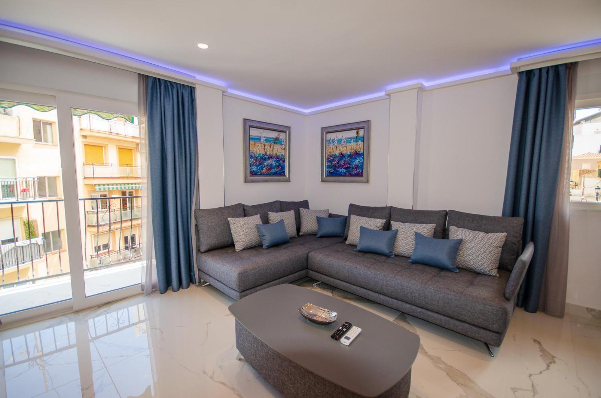 Апартаменты Oasis - Palm Old Town Бенидорм Экстерьер фото